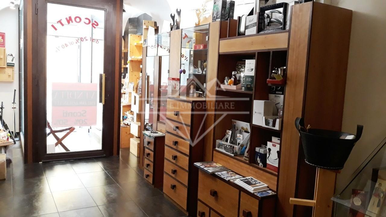 Locale commerciale in , Sarzana, {3} - Foto 2