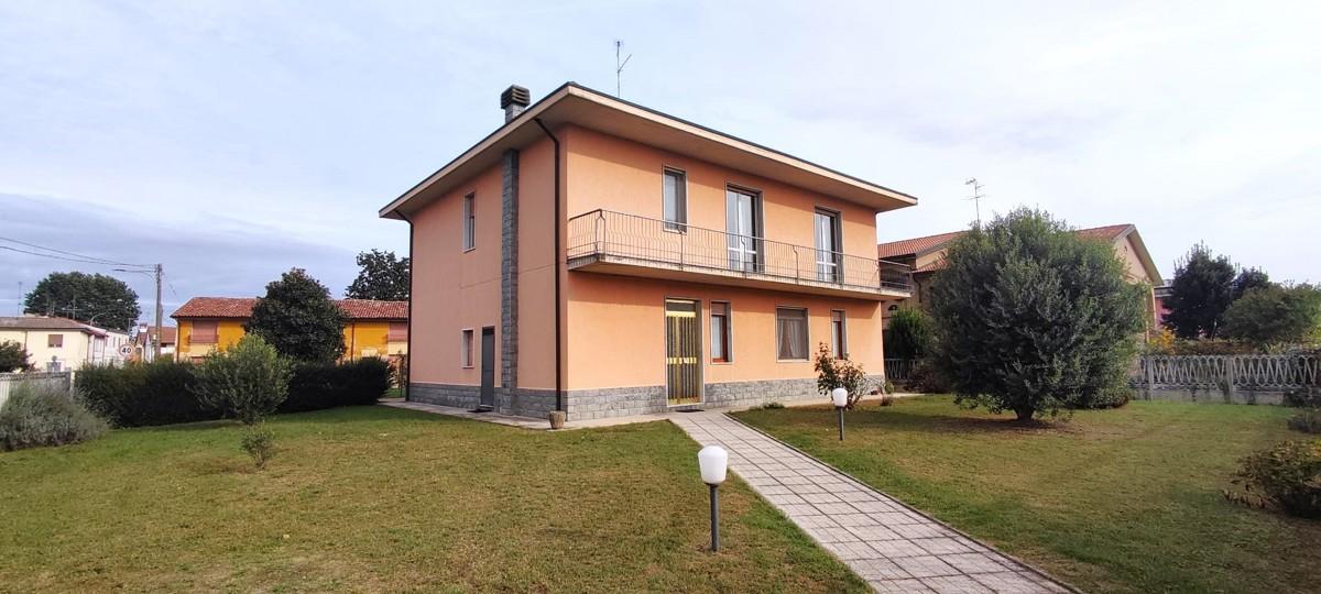 Villa in vendita a Torrevecchia Pia