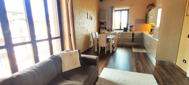 Dreizimmerwohnung in Piazza Cesare Battisti Milani 4, Marzano - Foto 1