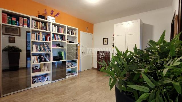 4-room flat in {3}, Via Roberto Schumann 5 - Photo 1