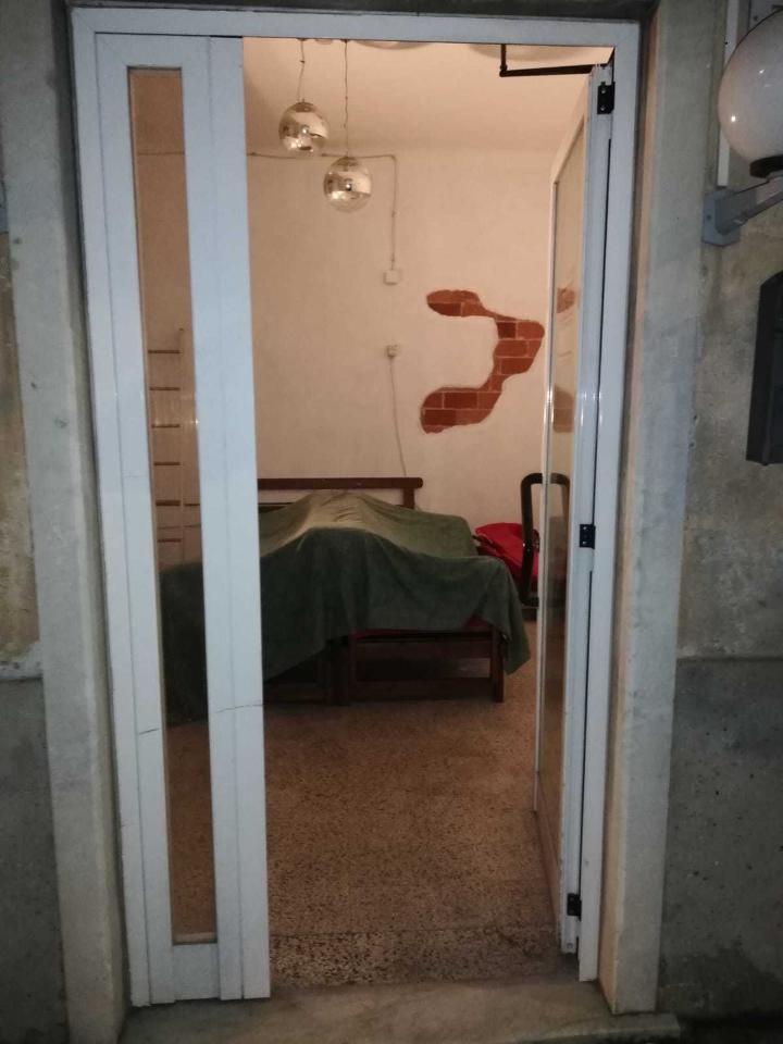 Palazzina commerciale in , Arcola, {3} - Foto 1