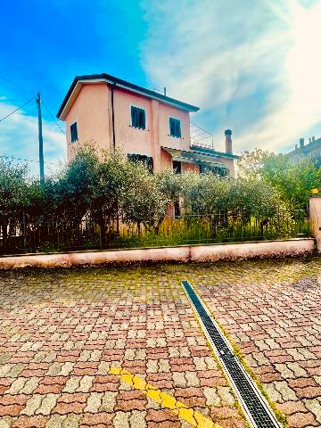 Terraced house, Sarzana - Photo 1