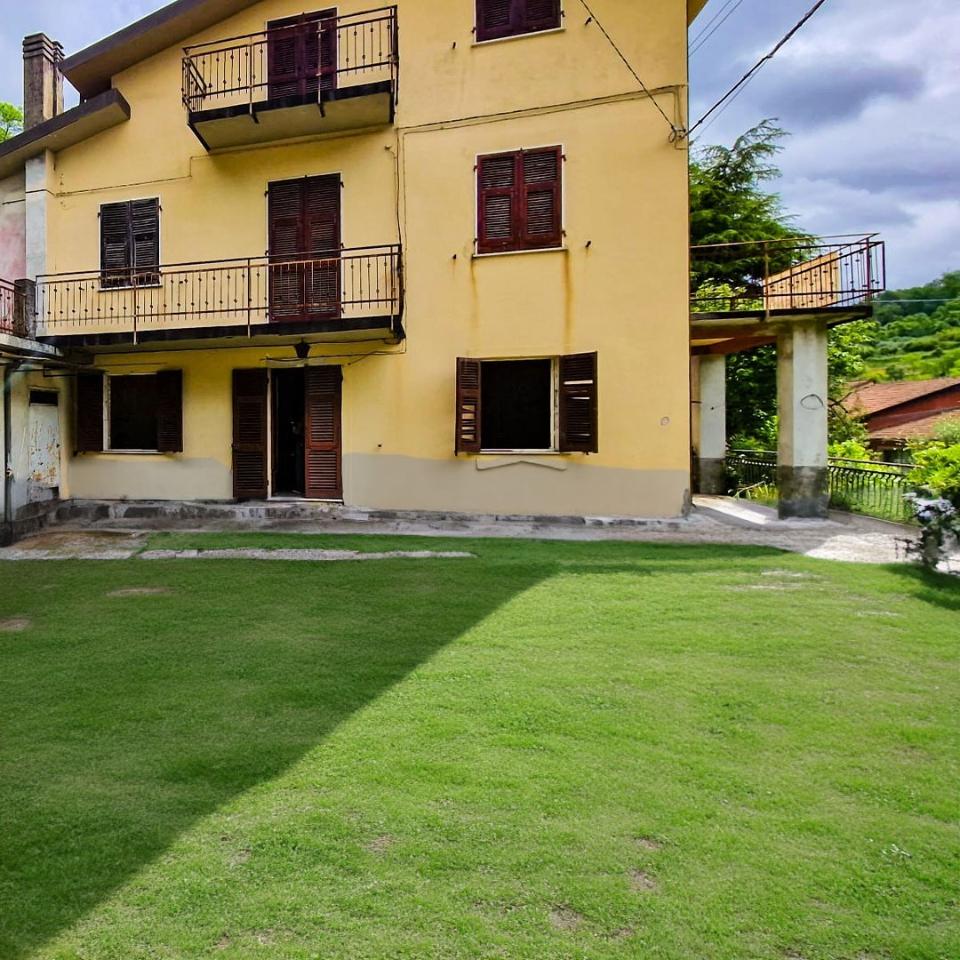 Villa a schiera in vendita a Vezzano Ligure