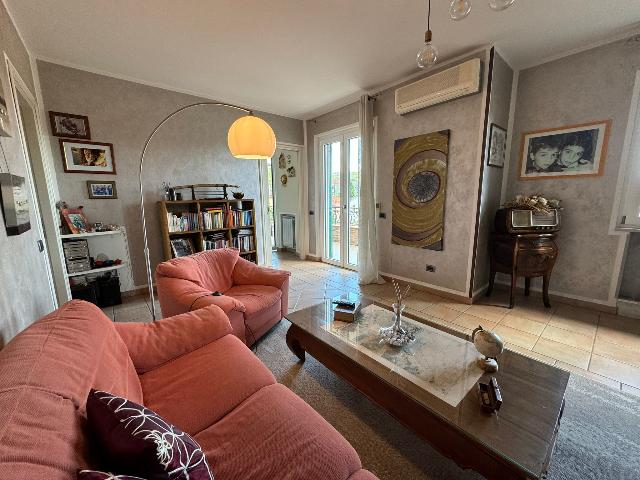 4-room flat, Santo Stefano di Magra - Photo 1