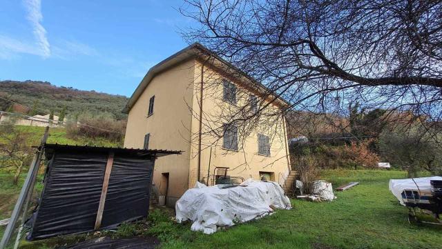 Terraced house in {3}, - Photo 1