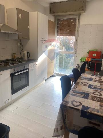 4-room flat in {3}, Corso del Popolo - Photo 1