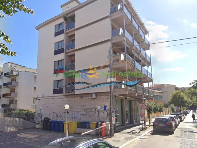 Apartament in {3}, Via Torquato Scaraviglia 32 - Photo 1