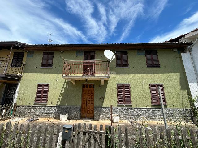 Casa indipendente in Strada San Martino, Casale Monferrato - Foto 1