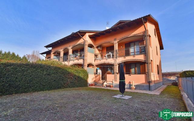 4-room flat in Via Pierre Octave Fasani 66, San Benigno Canavese - Photo 1