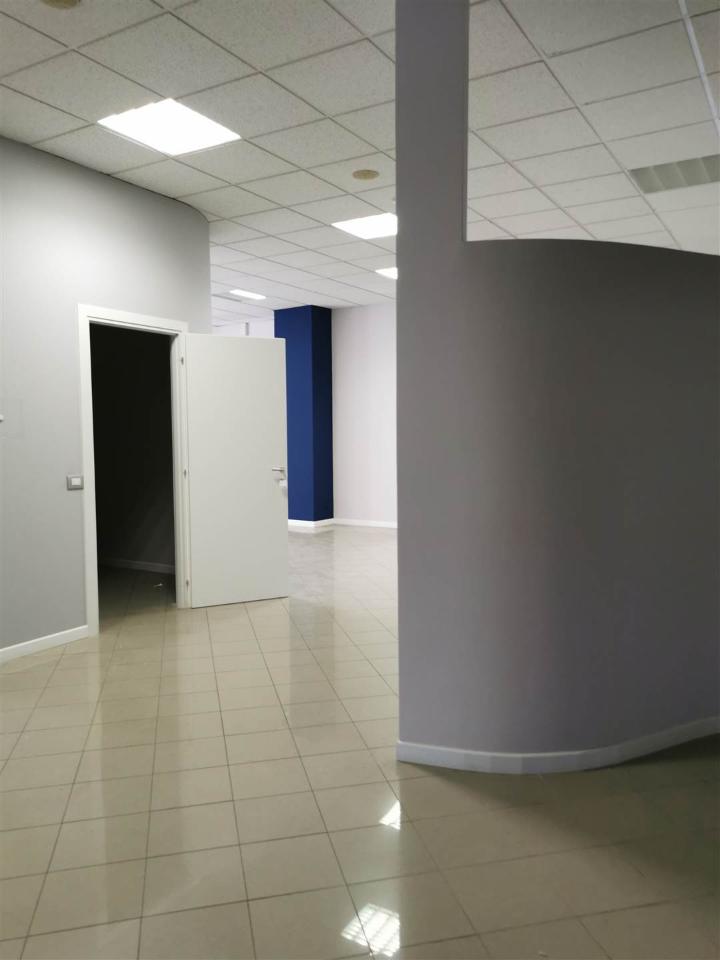 Ufficio in , Piacenza, {3} - Foto 1