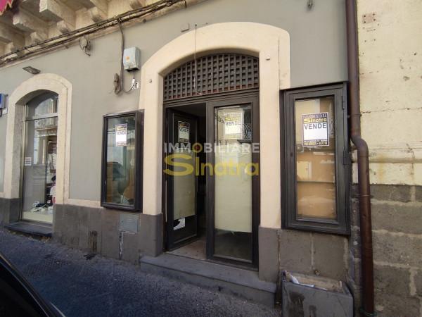 Negozio in Via Vittorio Emanuele 50, Paternò, {3} - Foto 1