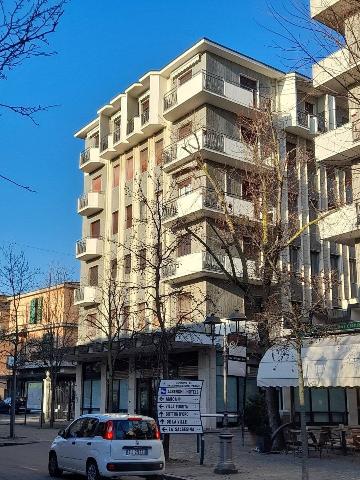 Wohnung in {3}, Viale Giacomo Matteotti 5 - Foto 1