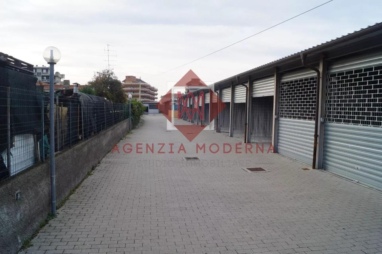 Garage in vendita a Ventimiglia