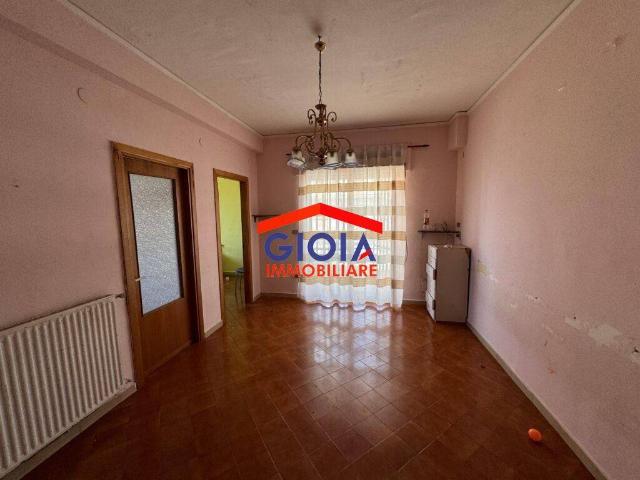 3-room flat in Via S. Razzino, Mondragone - Photo 1