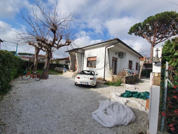 Mansion in Via Alfredo Catalani, Forte dei Marmi - Photo 1