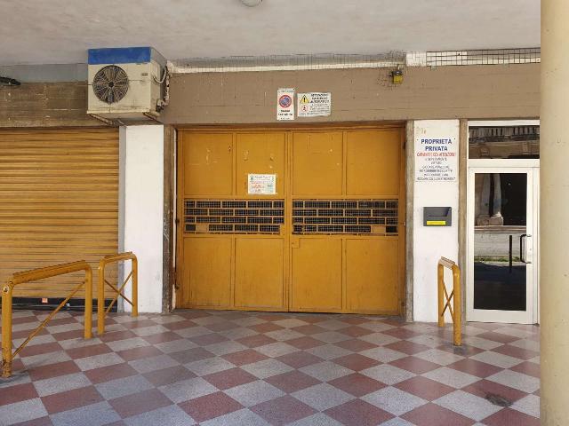 Garage - Parking slot, Bitonto - Photo 1