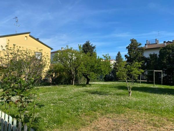 Residential building land in {3}, Via Tevere - Photo 1