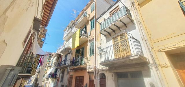 4-room flat in Via B. Manfredi 103, Monreale - Photo 1