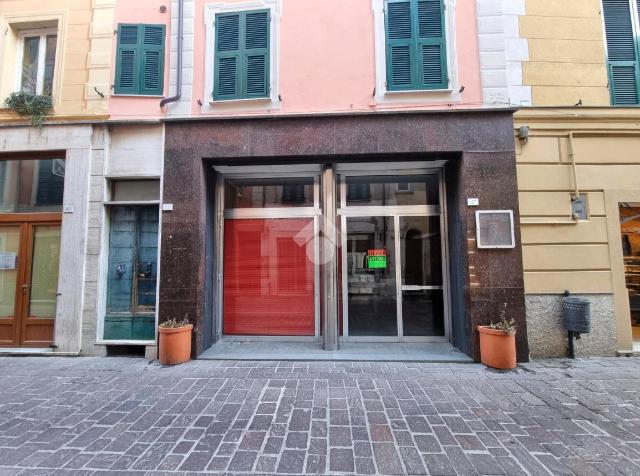 Negozio in Via Giuseppe Saracco 47, Campo Ligure - Foto 1