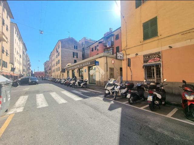 Geschäft in Via Antonio Travi 1, Genova - Foto 1