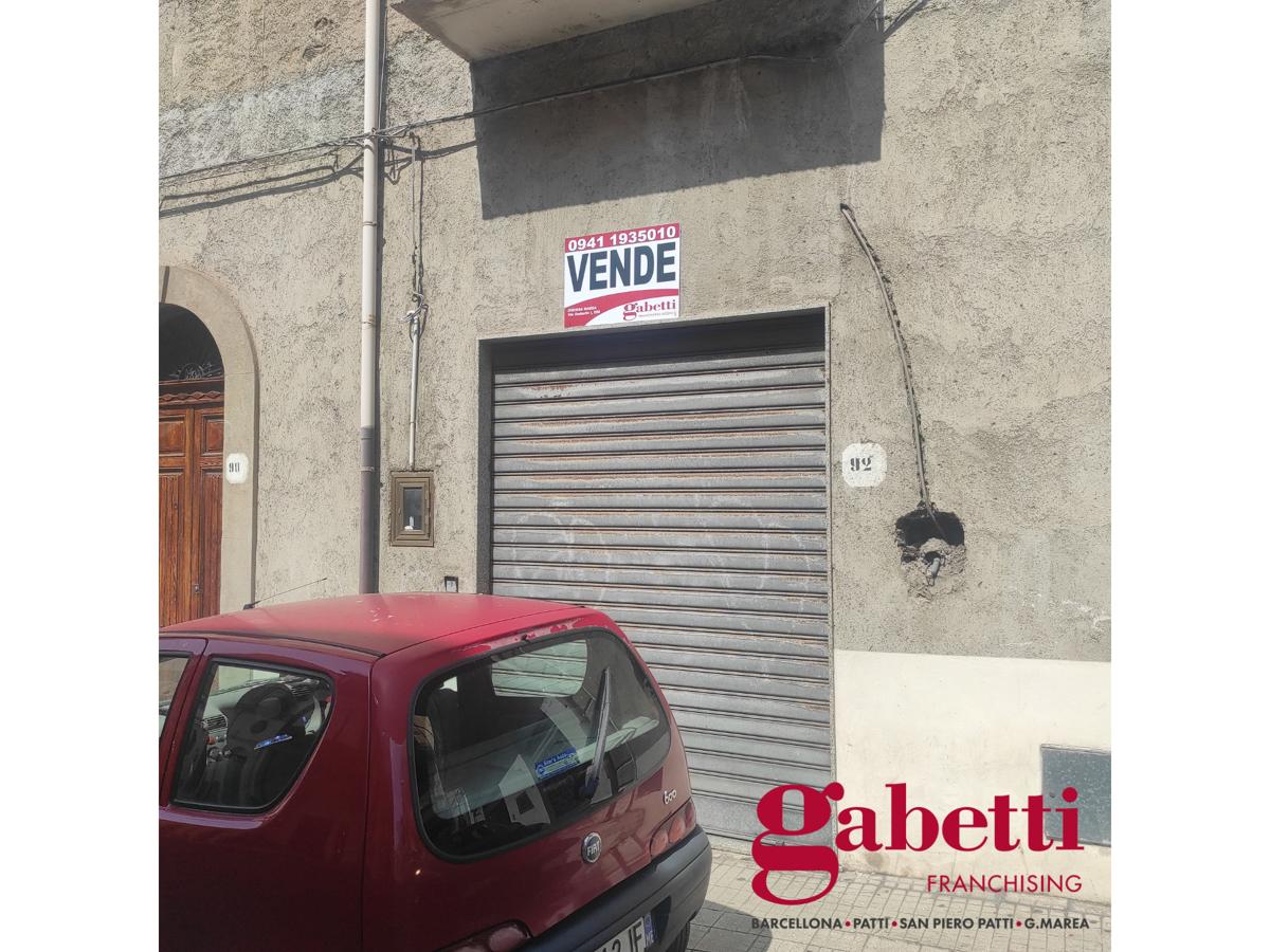 Magazzino in Via Umberto I 92, Gioiosa Marea, {3} - Foto 1