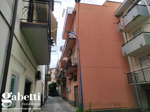 Appartamento in Vico Favara 5, Gioiosa Marea - Foto 1