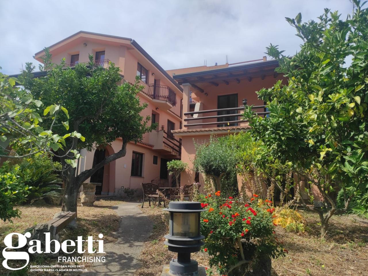 Palazzina commerciale in Cda Santo Stefano Snc, Gioiosa Marea, {3} - Foto 1