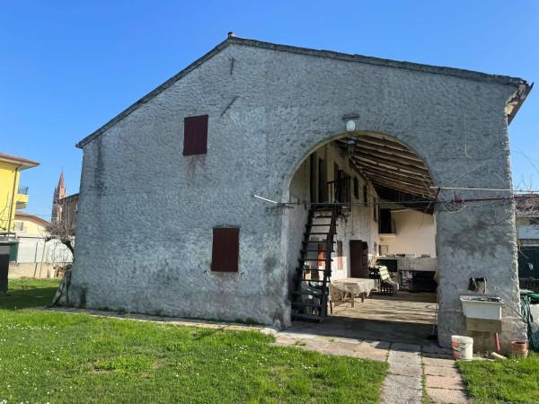 Casa colonica in vendita a Villafranca Padovana