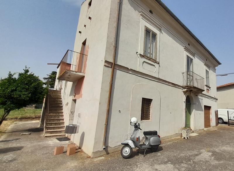 Casa indipendente in vendita a Mozzagrogna