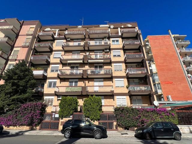 Penthouse in Via Martin Luther King, Bari - Photo 1