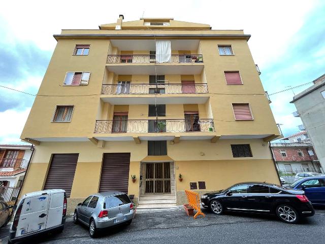 Appartamento in Via Italo Svevo, Vibo Valentia - Foto 1