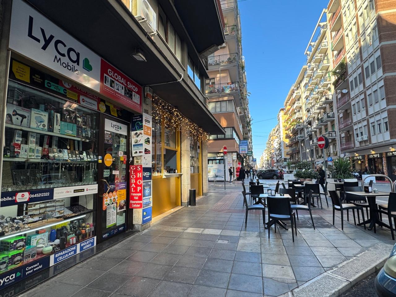 Negozio in Via Davanzati  24, Bari, {3} - Foto 2