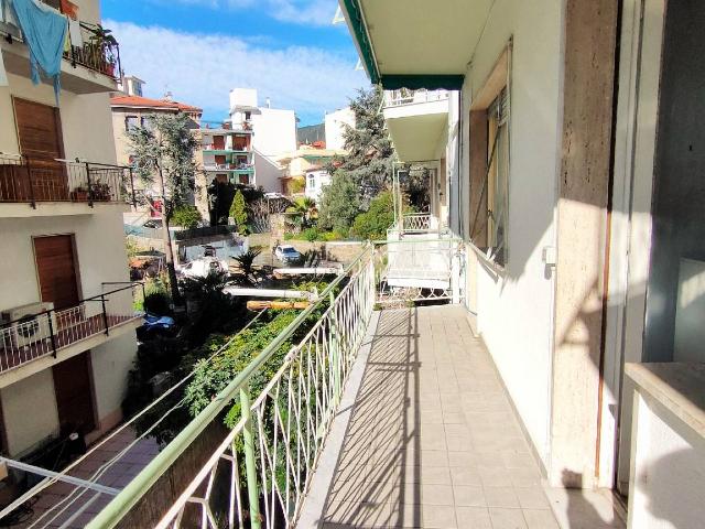 2-room flat, Ospedaletti - Photo 1