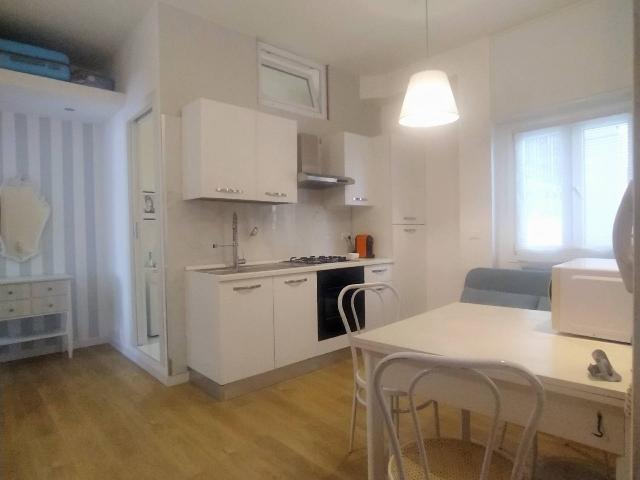 2-room flat in {3}, - Photo 1