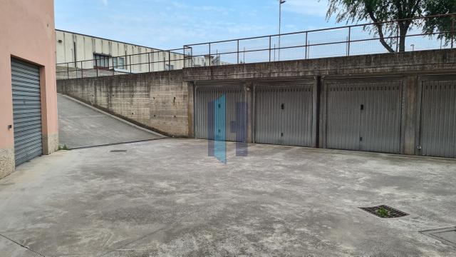 Parking garage in {3}, Via Duca degli Abruzzi 173 - Photo 1