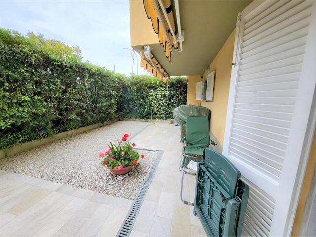 3-room flat in Via Lungomare di Levante, Massa - Photo 1