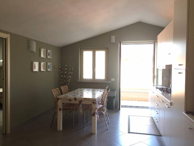 2-room flat in Via Puliche, Massa - Photo 1