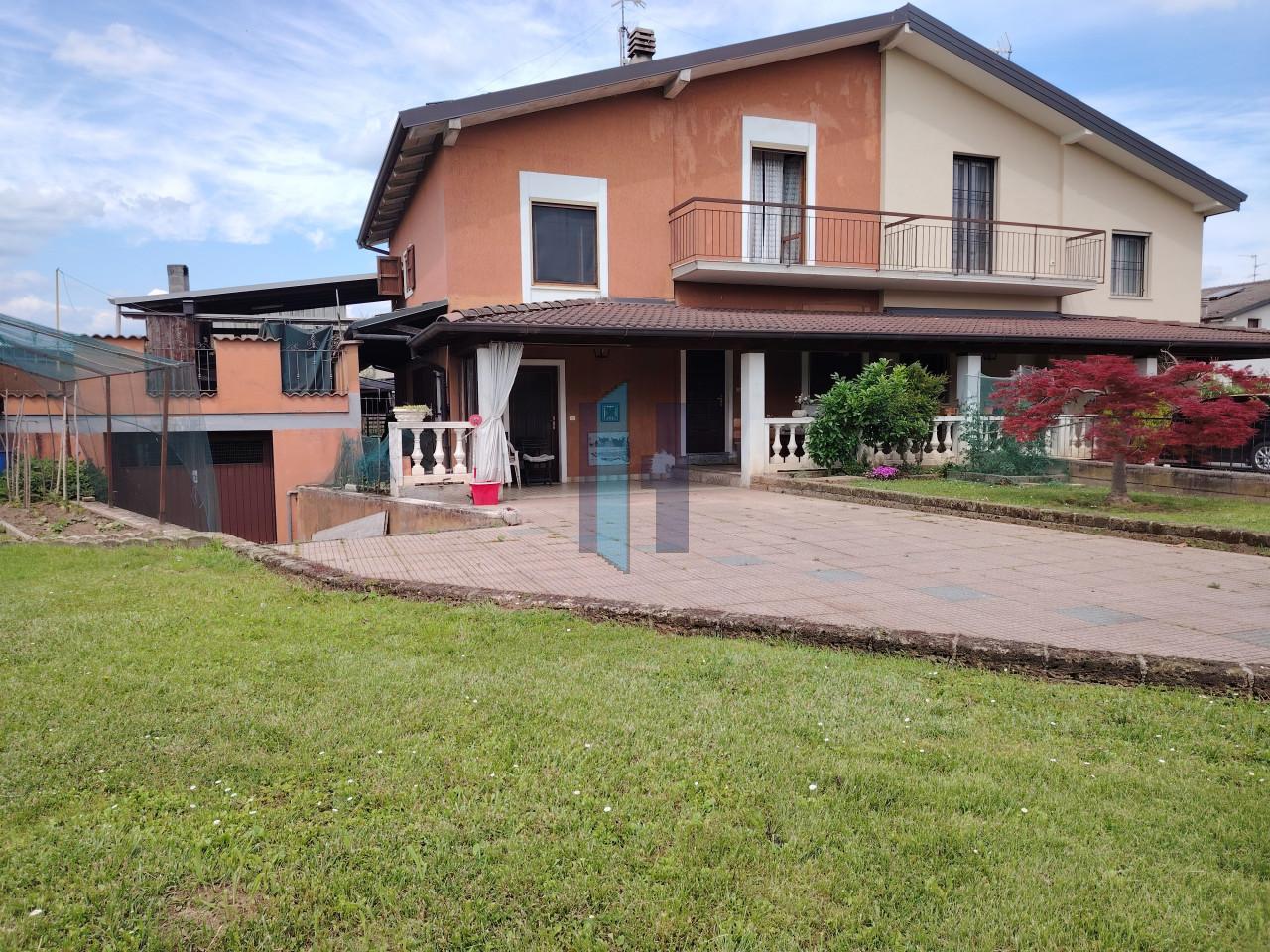 Villa in vendita a Castel Mella