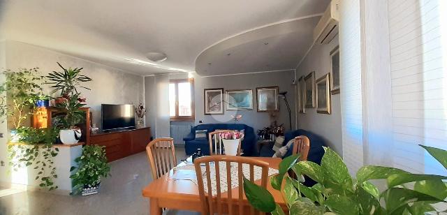 3-room flat in Via Roma 30, Pregnana Milanese - Photo 1