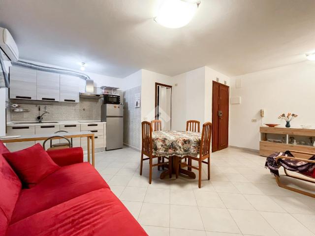 2-room flat in Via Magliano, Massa - Photo 1