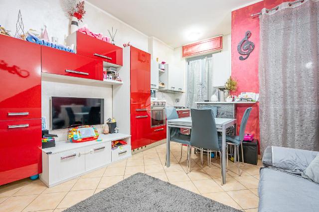 2-room flat in Via Gozzano 17, Grugliasco - Photo 1