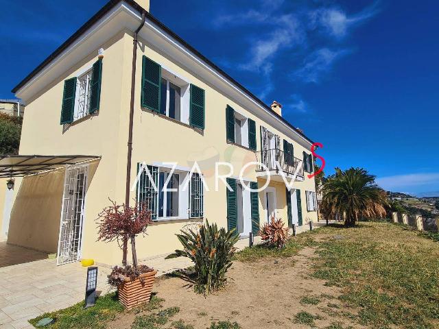 Villa in Via Val d'Olivi 152, Sanremo - Foto 1