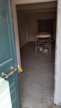 Negozio in Traversa V Via Sarzanese 22, Lucca, {3} - Foto 2