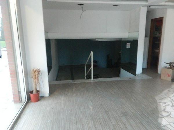 Negozio in Via San Marco, Lucca, {3} - Foto 1
