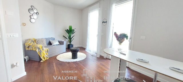 3-room flat in Piazza Attias, Livorno - Photo 1