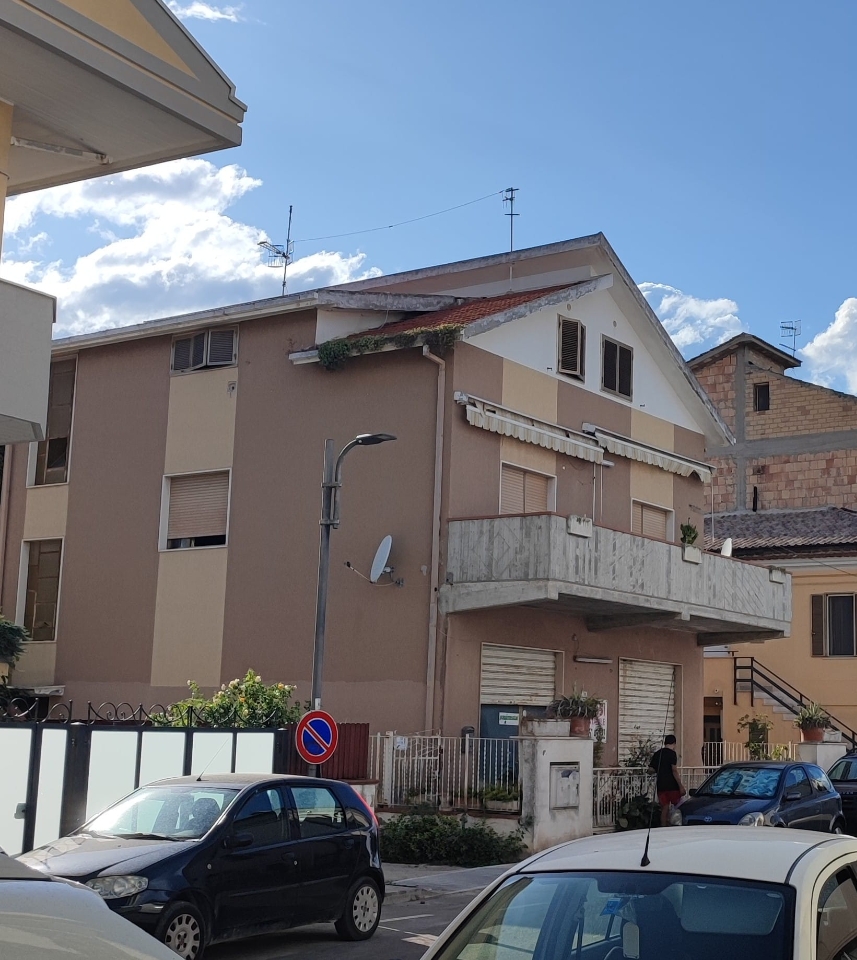 Villa bifamiliare in vendita a Montesilvano