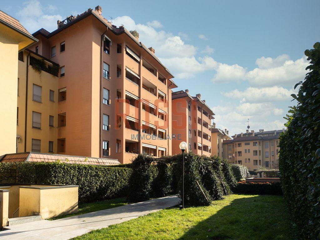 Appartamento in affitto a Monza