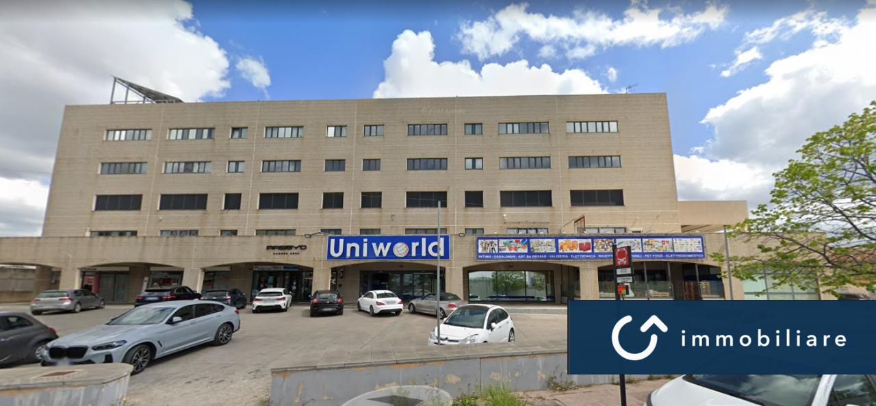 Esercizio commerciale in Predda Niedda, Sassari, {3} - Foto 1