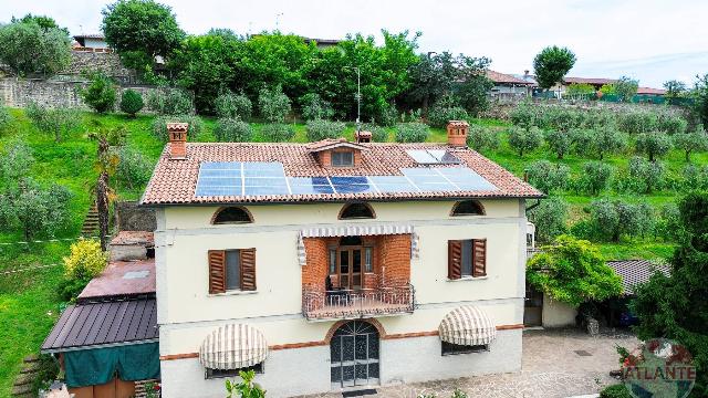 Villa in Via Villa di Sotto 15, Cazzago San Martino - Foto 1