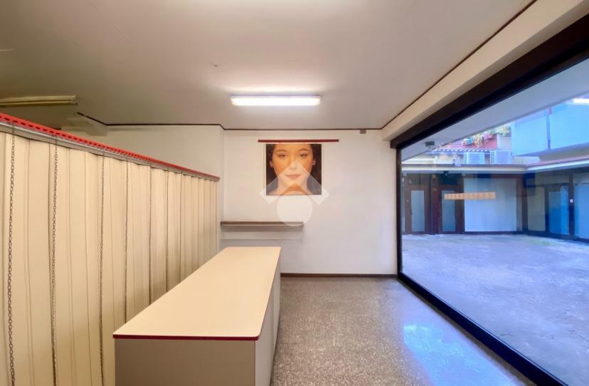 Ufficio in Via S. Pio X, Castelfranco Veneto, {3} - Foto 1